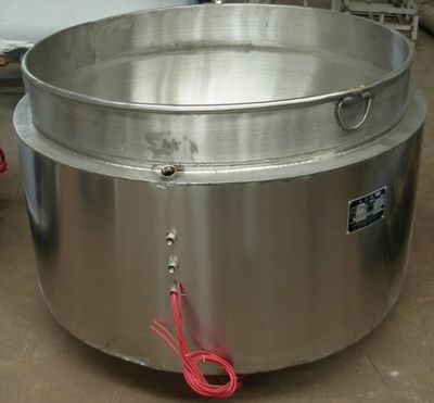 諸城中遠公司生產(chǎn)涂豬頭專用松香鍋、電熱鍋